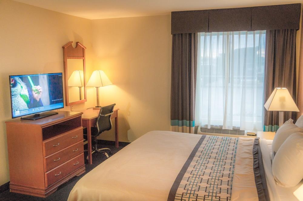 Days Inn & Suites By Wyndham Тибодо Экстерьер фото